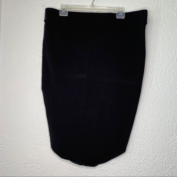 Torrid Black Hi-Lo Bodycon Skirt - Picture 3 of 5